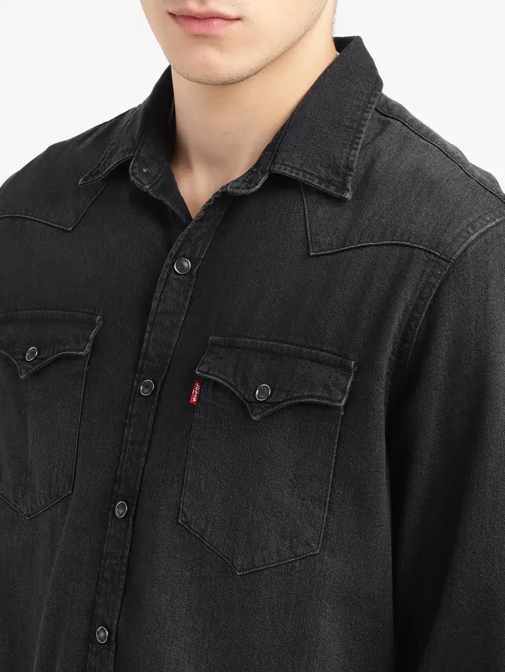 176210253_05_Front_Details_19ca2268-6f19-4e6f-97ce-1205961849df