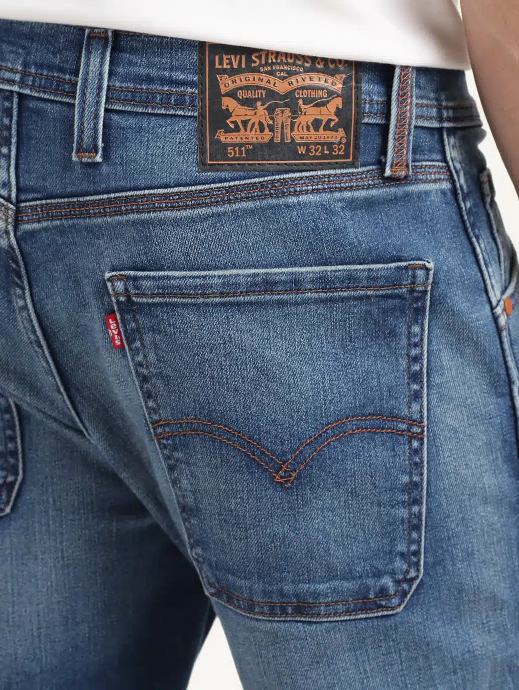 A66640000_05_Back_Details_058cdf22-13a8-4f78-aba4-6d464843c5b2