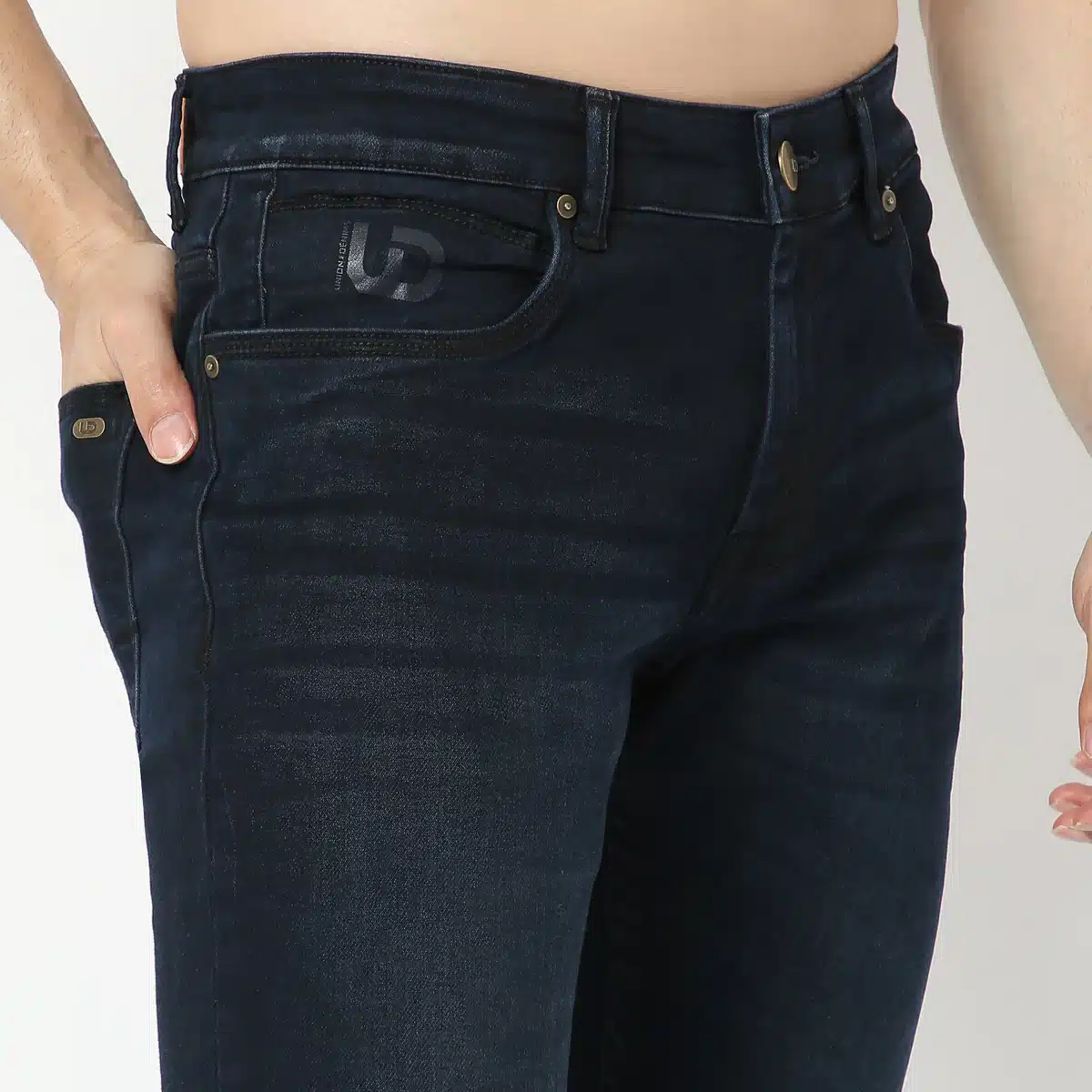 UDADV00022DARKINDIGO_4