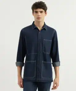 Smart Solid Shirt with Spread Collar and Regular Fit