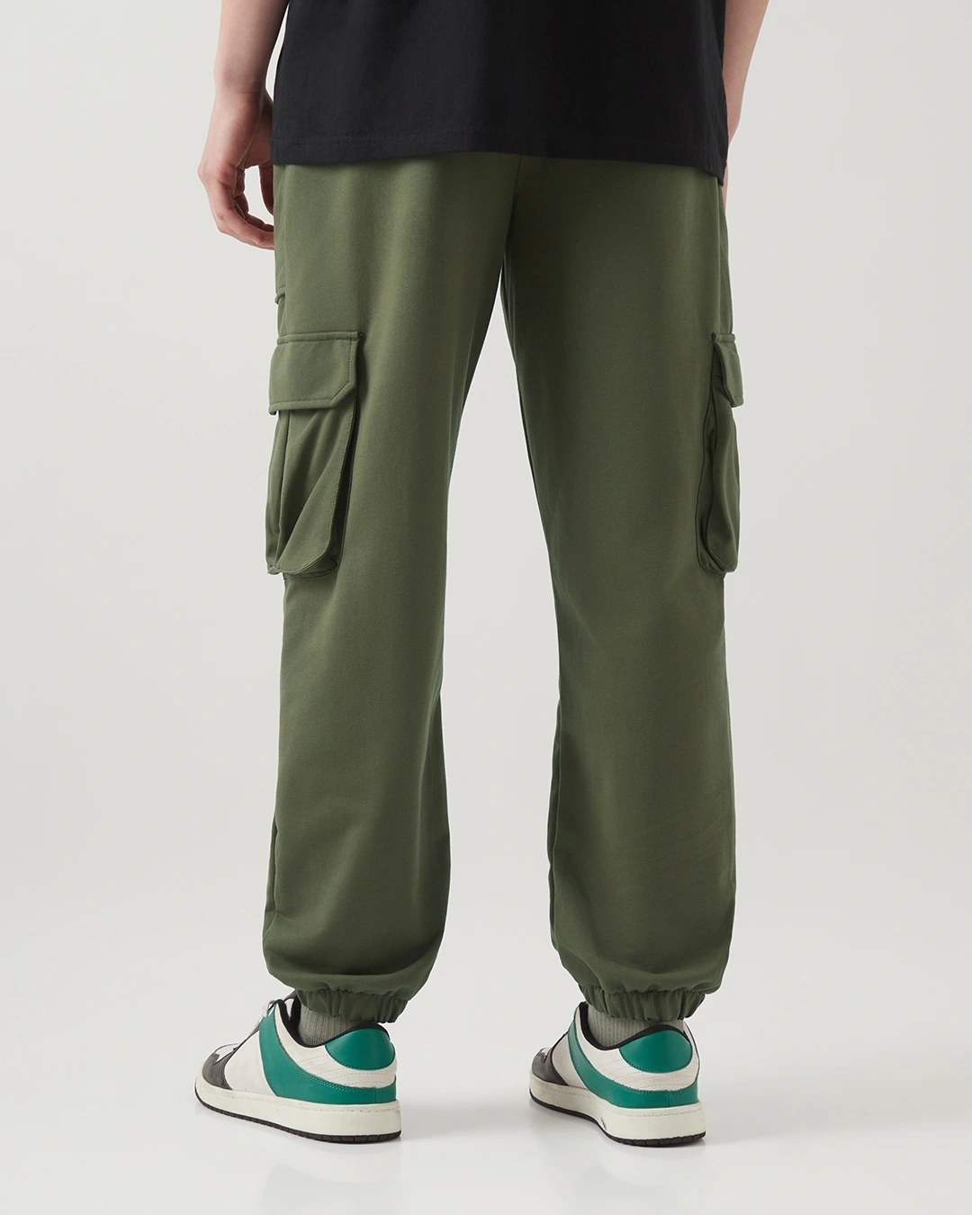 men-s-winter-moss-green-oversized-cargo-joggers-646425-1732021417-4